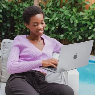 Apple-MacBook-Pro-user